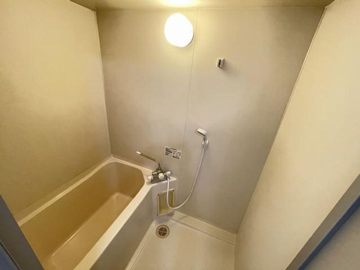 ロイヤルワカバの風呂