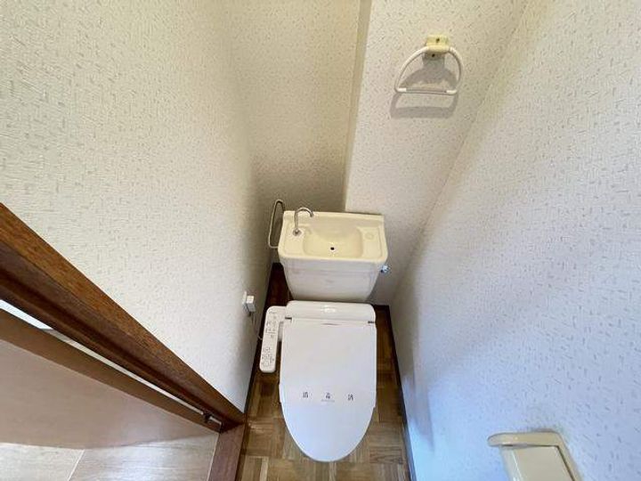 ロイヤルワカバの内装