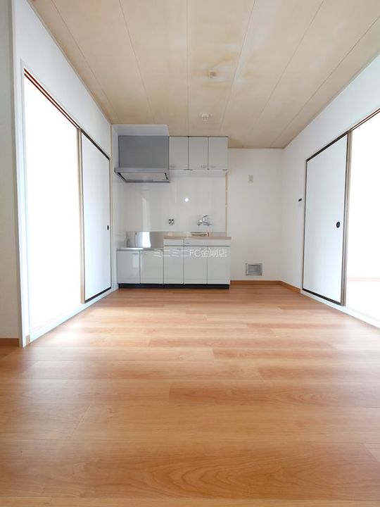 ラ・カルディアの居間