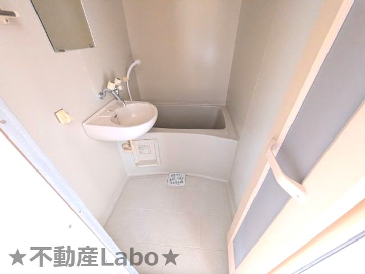 徳島県板野郡藍住町富吉字豊吉(アパート)の賃貸物件の風呂