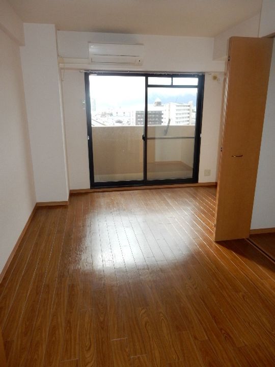 エンゼルプラザ南草津の居間