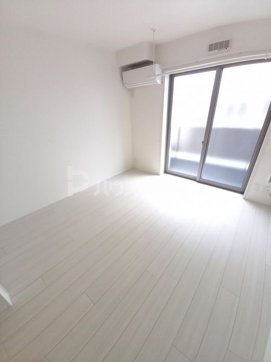 晴桜セイラの居間