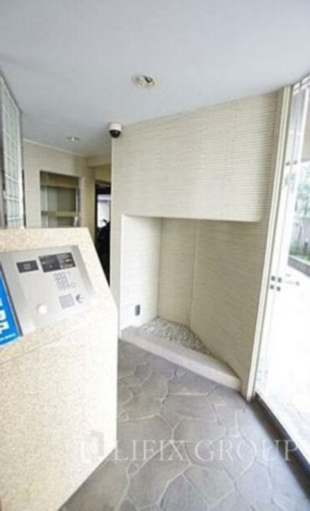 東京都新宿区荒木町(マンション)の賃貸物件の地図