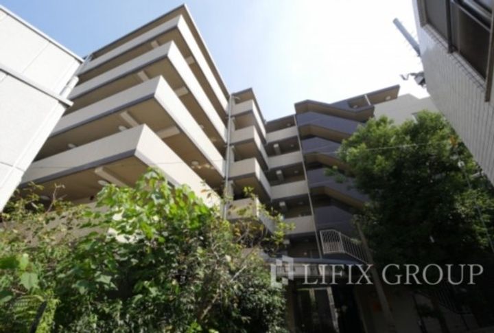 東京都新宿区荒木町(マンション)の賃貸物件の外観