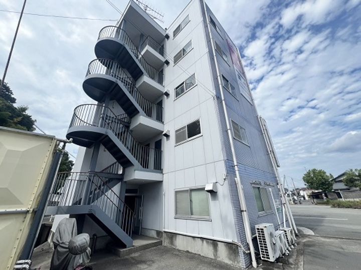 メゾンプリュネルの外観