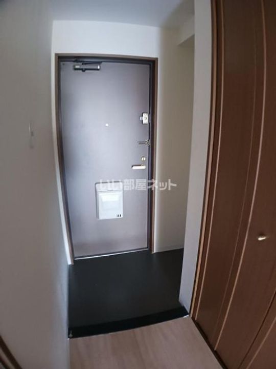 大阪府泉佐野市下瓦屋1(アパート)の賃貸物件の玄関