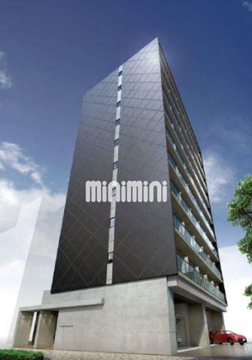 ZOOM横濱EASTの外観