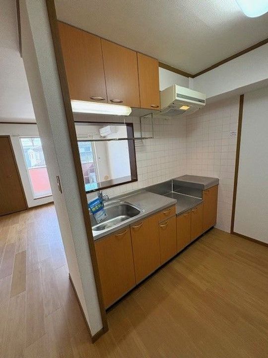 兵庫県加東市下滝野3(アパート)の賃貸物件のキッチン