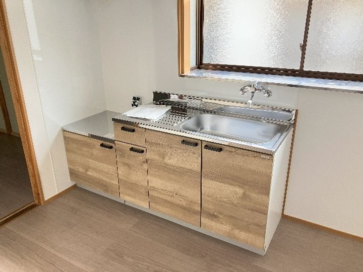新潟県新発田市東新町4(一戸建)の賃貸物件のキッチン