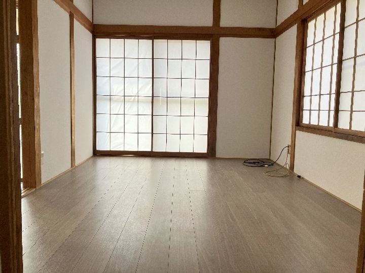 新潟県新発田市東新町4(一戸建)の賃貸物件の居間