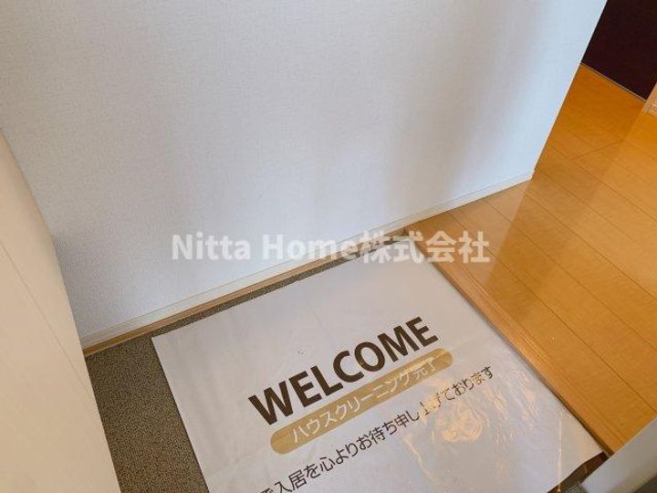 メゾン・ストークの玄関