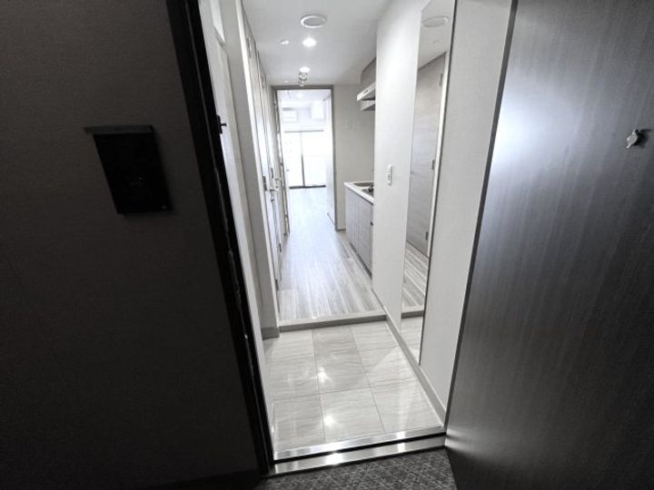 東京都中野区新井1(マンション)の賃貸物件の玄関