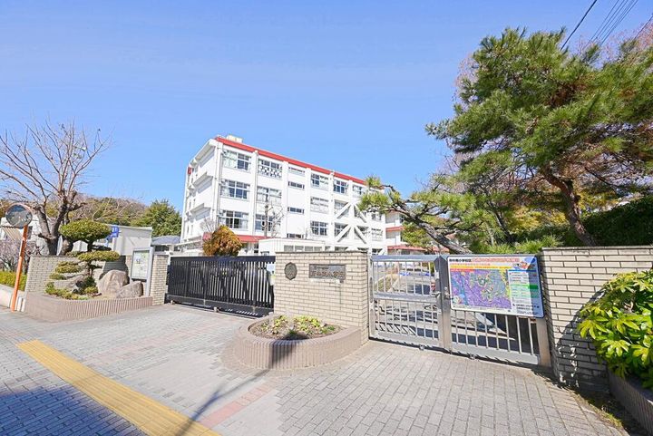 広島県安芸郡府中町青崎東(アパート)の賃貸物件の周辺