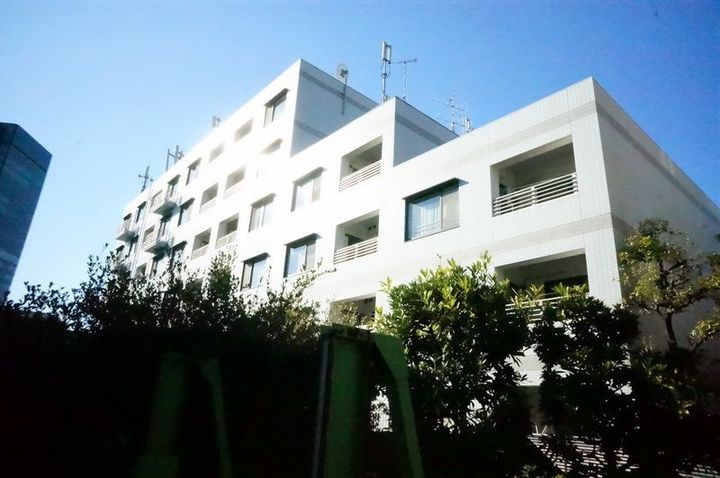 東京都新宿区納戸町(マンション)の賃貸物件の外観