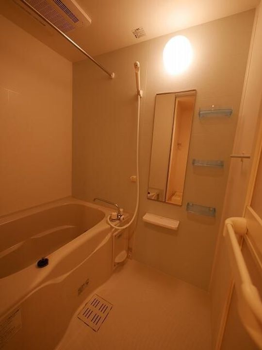 メゾン ロワールの風呂