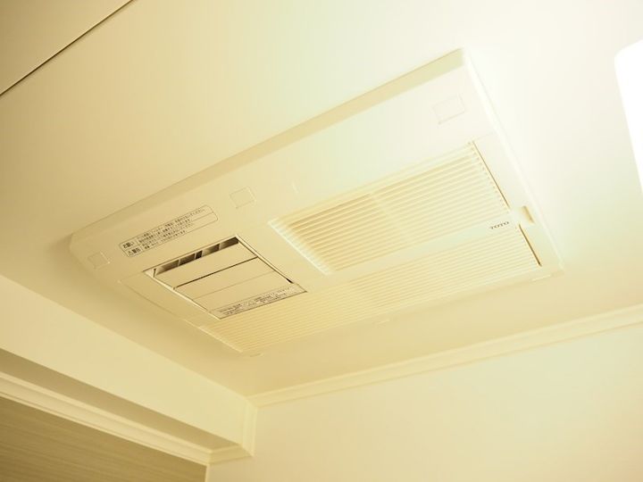 ルーブル神宮前の風呂