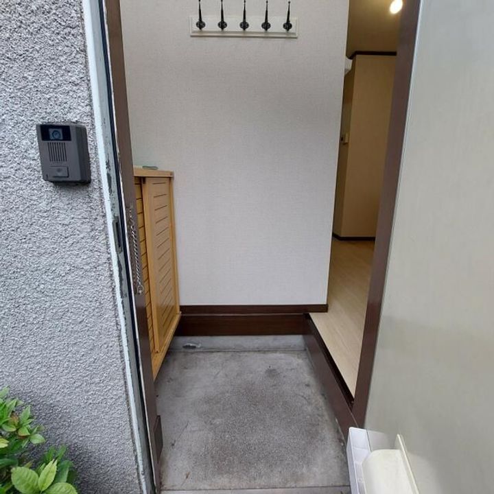 マイプレジオン世田谷の玄関