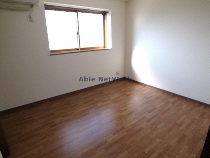 岐阜県羽島郡笠松町無動寺(マンション)の賃貸物件の居間