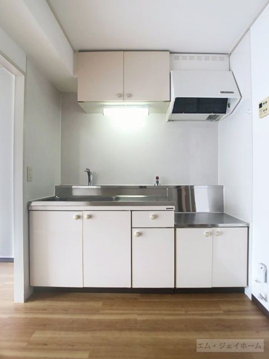 駅前コーポラスのキッチン