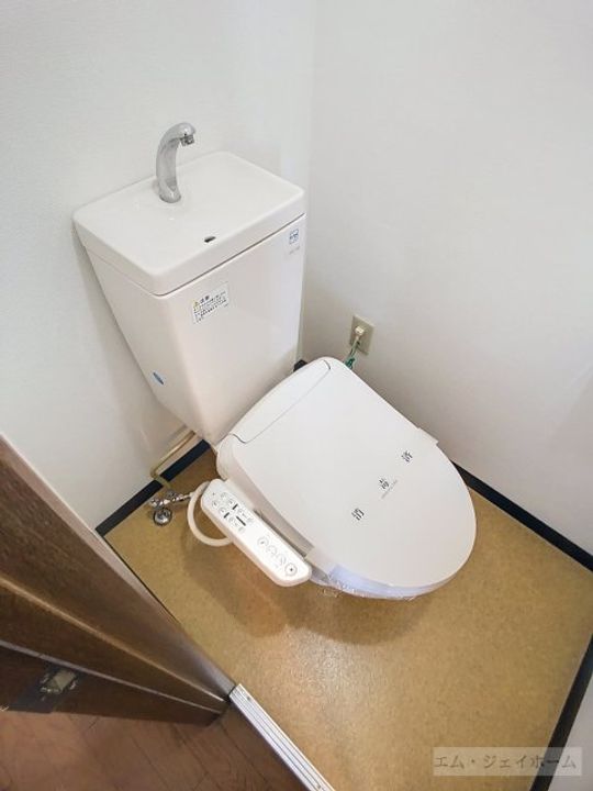 駅前コーポラスの内装