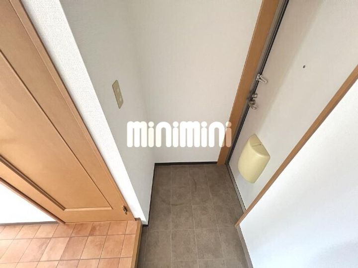 ウスダビルの玄関