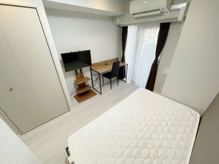 神奈川県横浜市西区平沼1(マンション)の賃貸物件の居間