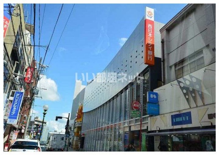 サンシャイン10の周辺