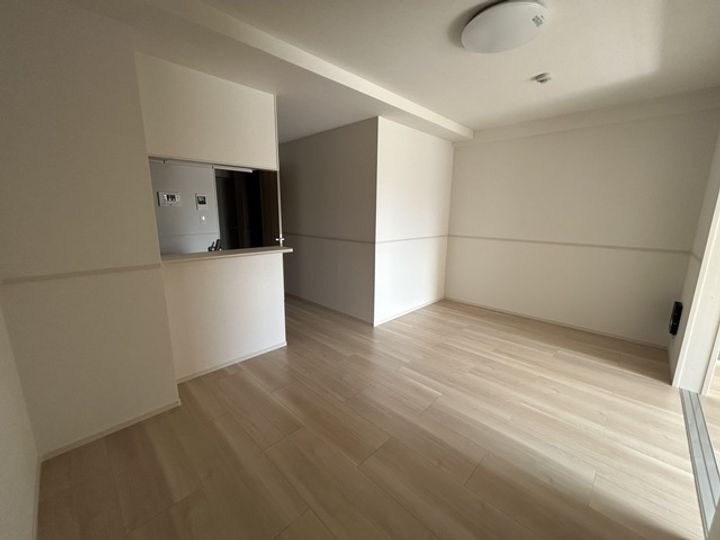 メゾン・ルフレ【01】の居間