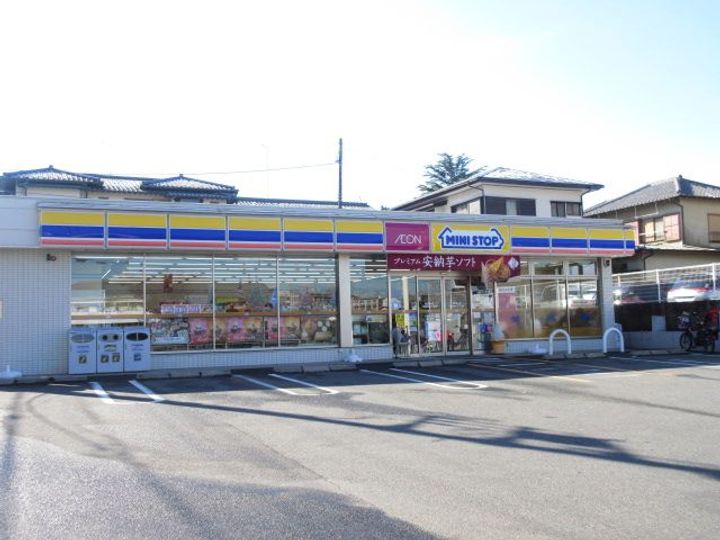 リブリ・カーサブランカの周辺