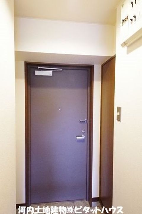 コンフォート峰の玄関