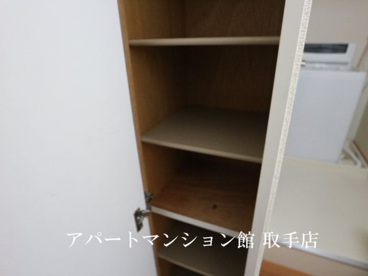 レオパレス駒場の内装