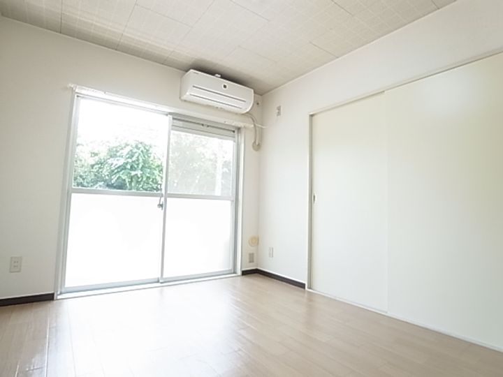 崎玉マンションの内装