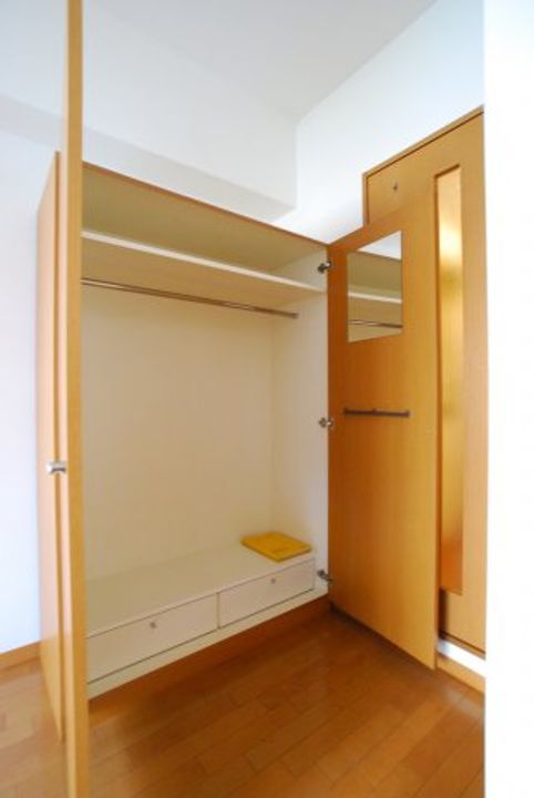 エスリード難波駅前の内装