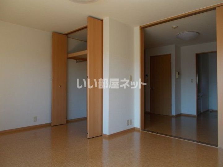 三重県伊賀市服部町3(アパート)の賃貸物件の内装