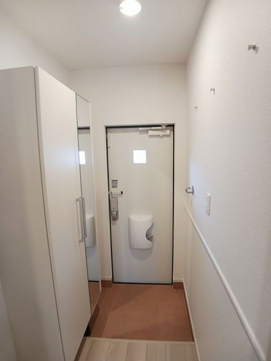 群馬県富岡市七日市(アパート)の賃貸物件の玄関