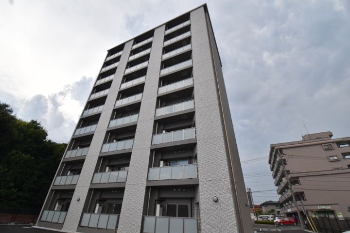 栃木県宇都宮市元今泉2(マンション)の賃貸物件の外観