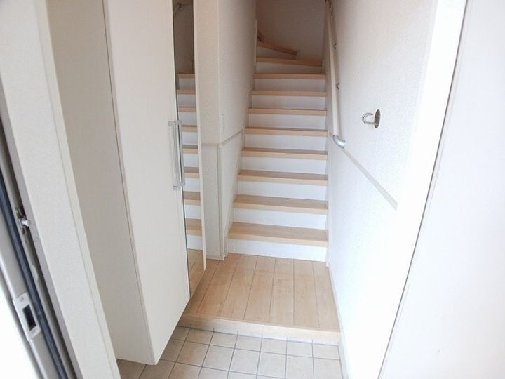 福岡県北九州市小倉北区篠崎4(アパート)の賃貸物件の玄関