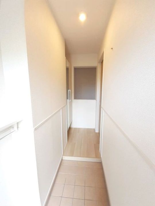 メゾン レオの玄関