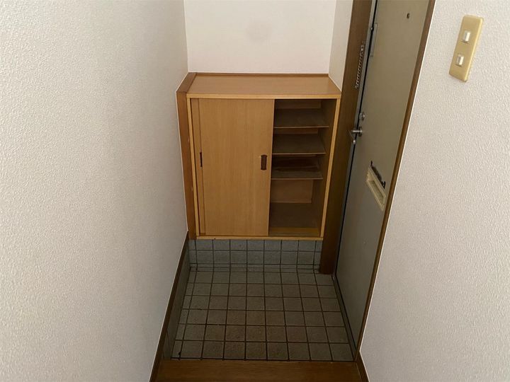 グランドメゾンA棟の玄関