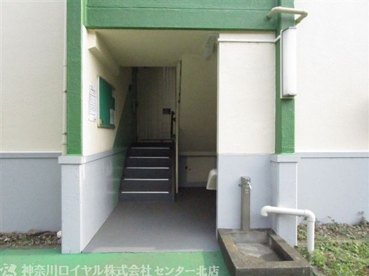 戸塚深谷18号棟の地図