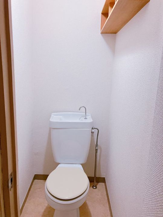 サンファスト福島の内装