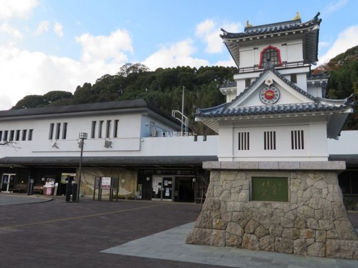 サンリット・ガーデンIの周辺