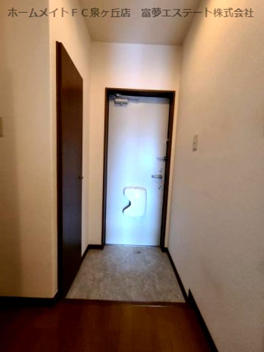 アンプルールフェールフォルスの玄関