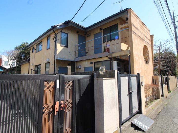 イル・コロ-レの外観