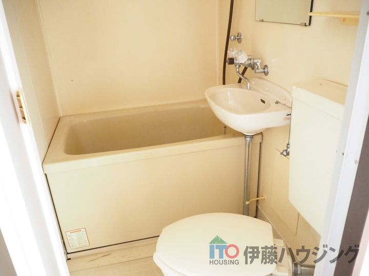 ロゼ幸町A棟の風呂