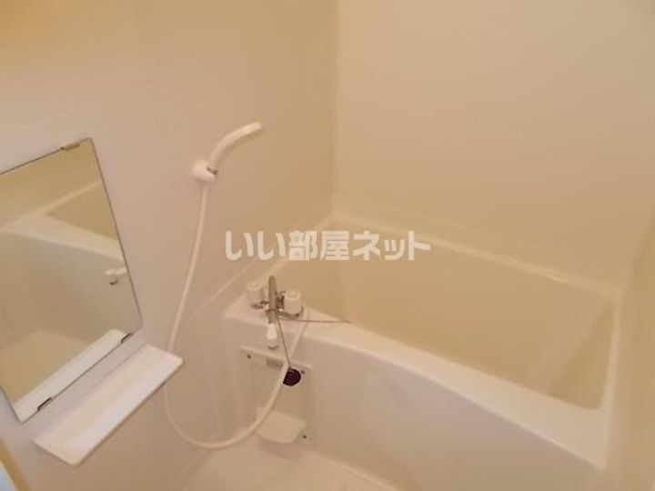 レフィナードK Iの風呂