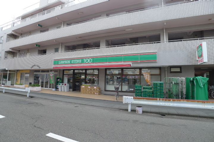 ロフトインミヤマの周辺