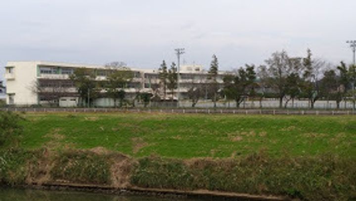 学園ハイツAの周辺