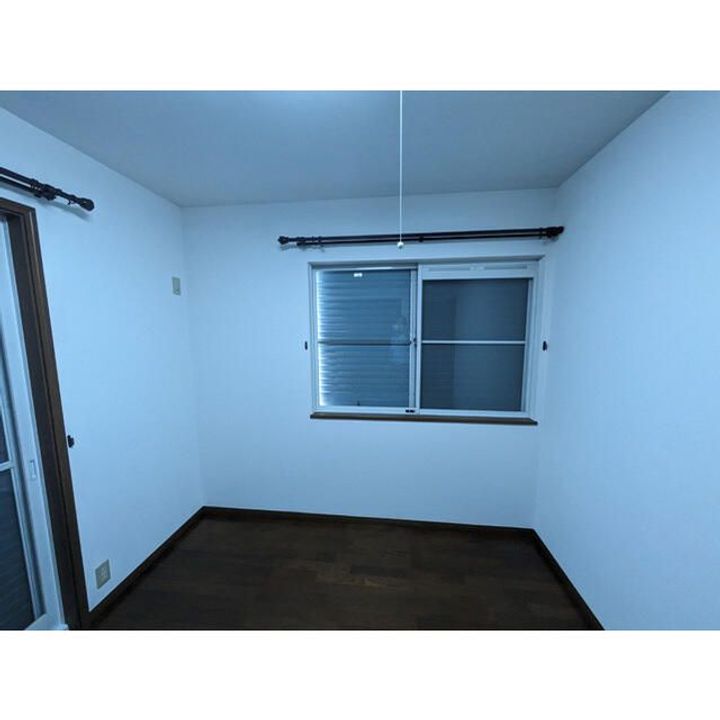 神奈川県横須賀市湘南鷹取1(一戸建)の賃貸物件の居間