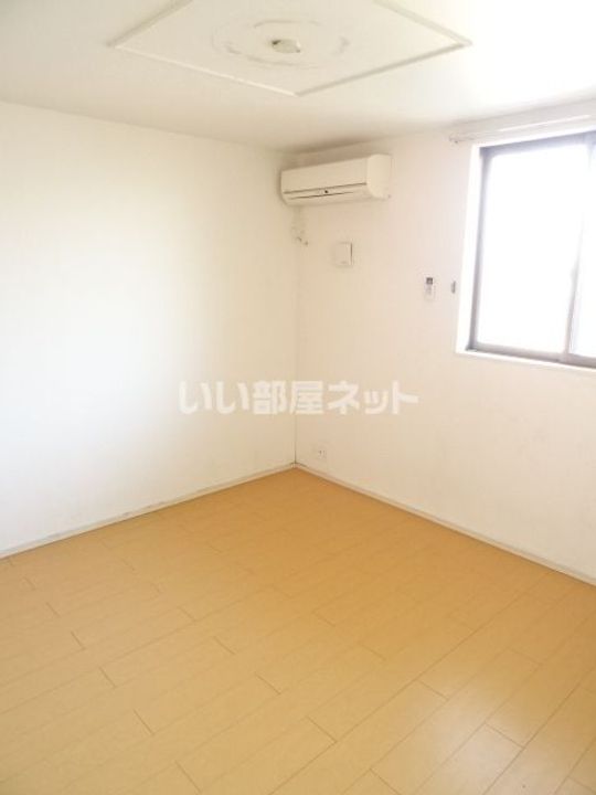 レクイアーレ72 Dの内装